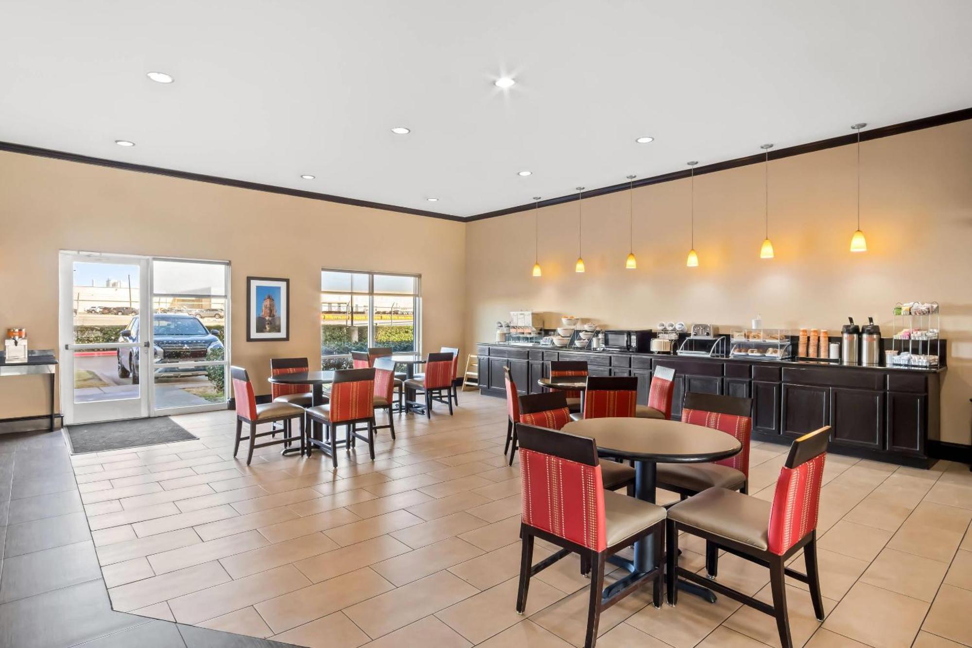 Comfort - Dallas Hotel Waxahachie